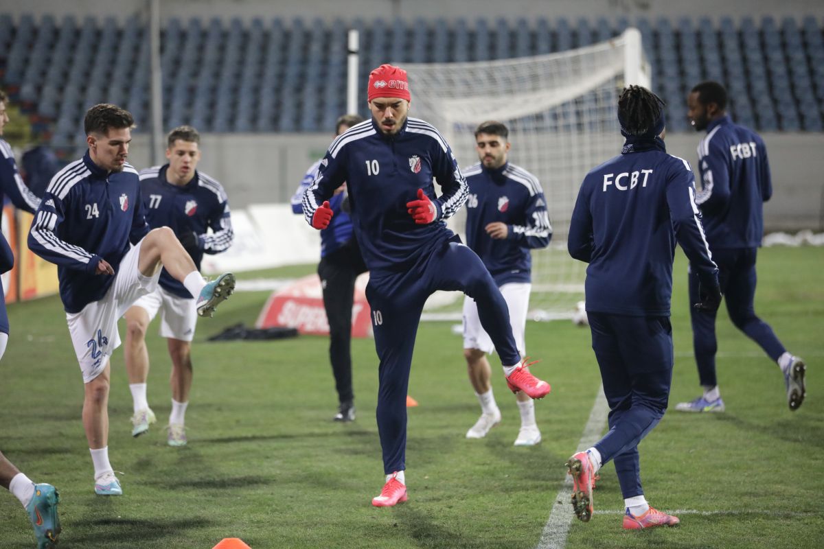 FC Botoșani - Rapid 1-2 » „Foarfeca” senzațională a lui Dragoș Grigore aduce victoria în prelungiri pentru giuleșteni