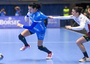 Rapid și-a aflat pedeapsa » Ce amendă a primit clubul după ce fanii au înjurat-o pe Cristina Neagu