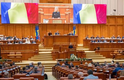 Senatul a votat noua lege despre reclamele la pariuri și jocuri de noroc » Ce s-a întâmplat cu amendamentul care le interzice vedetelor să facă publicitate