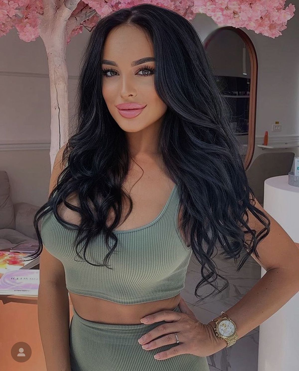 Soția fotbalistului român care a jucat în Italia și-a făcut cont pe OnlyFans: „El e foarte deschis. Nu a fost gelos. El mă ajută în ceea ce vreau să fac”