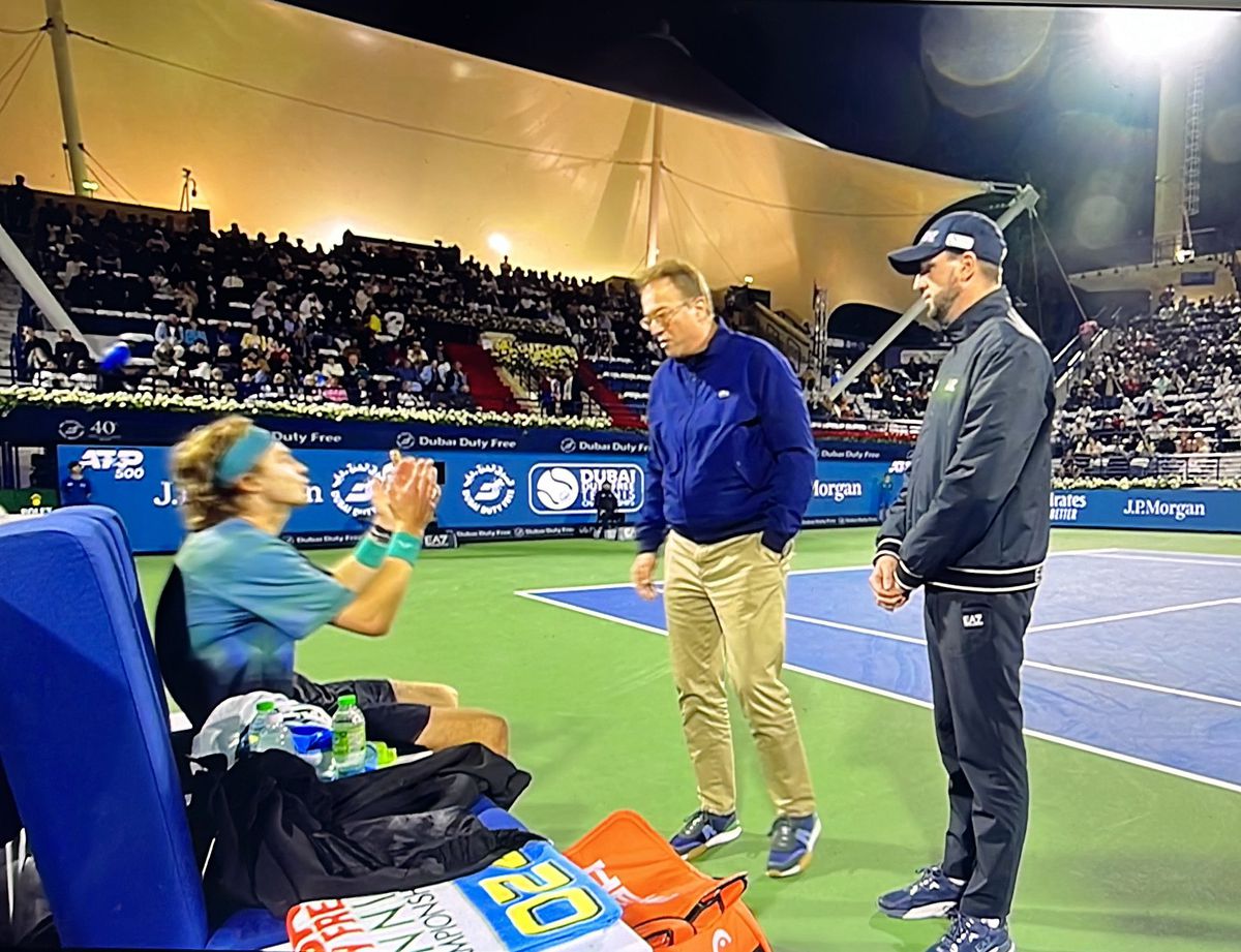 Scene incredibile în semifinala de la ATP Dubai » Rusul Rublev, descalificat la 6-5 în decisiv din cauza unui gest reprobabil