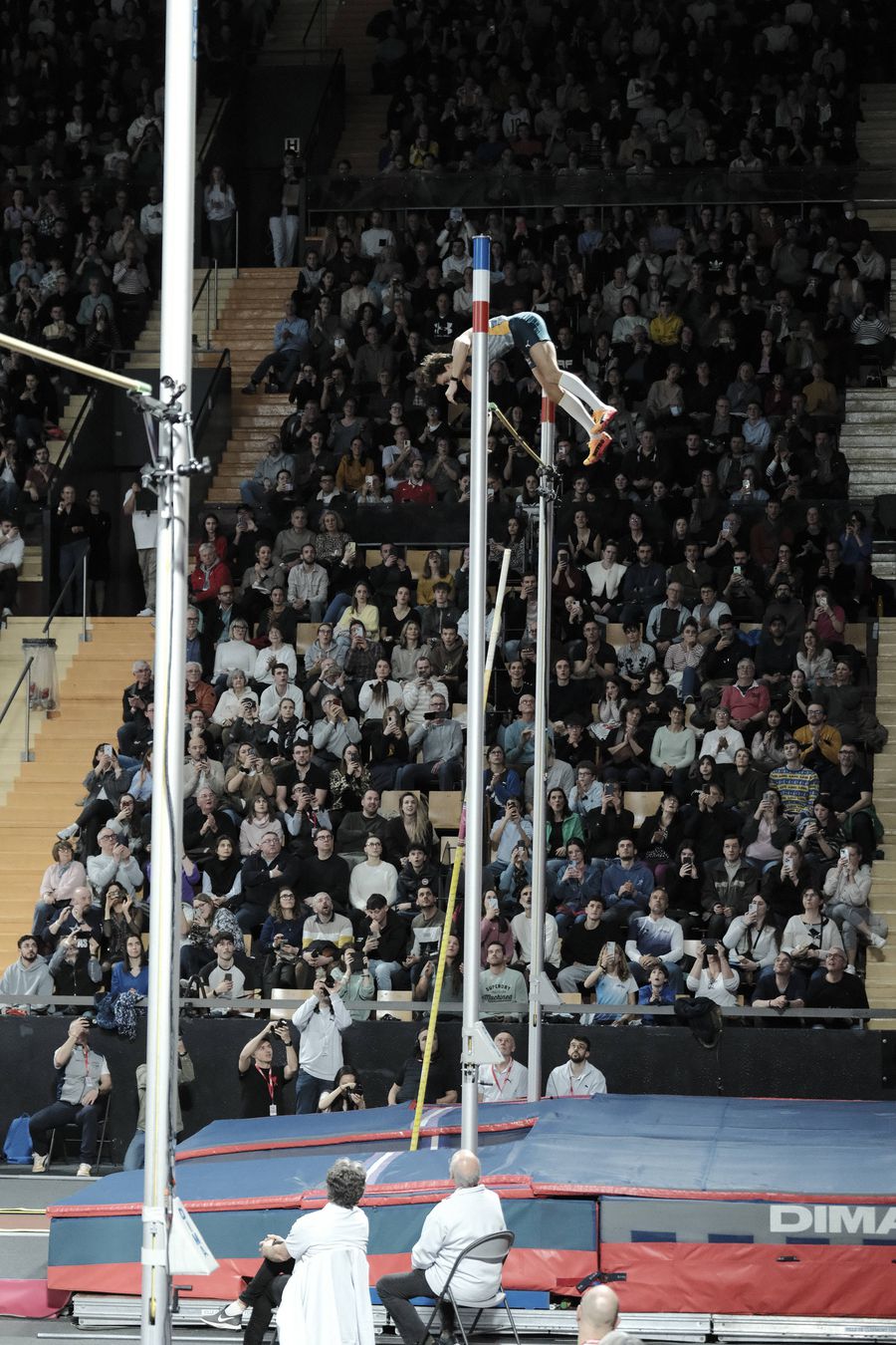 Armand Duplantis a doborât pentru a unsprezecea oară recordul mondial la săritura cu prăjina