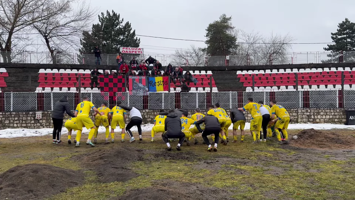 Cum a arătat terenul la meciul Câmpulung - Reșița