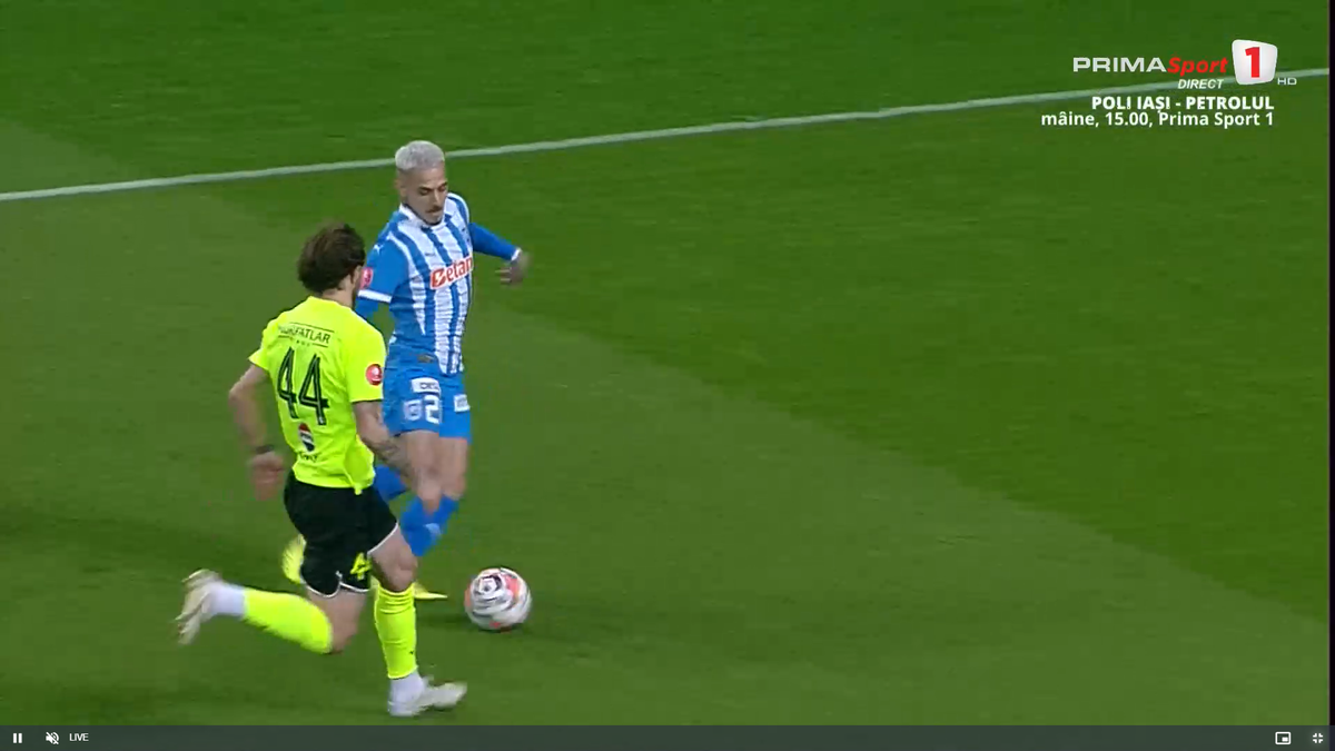 Penalty cerut de Craiova în meciul cu Farul, la duelul Mitriță - Bălașa