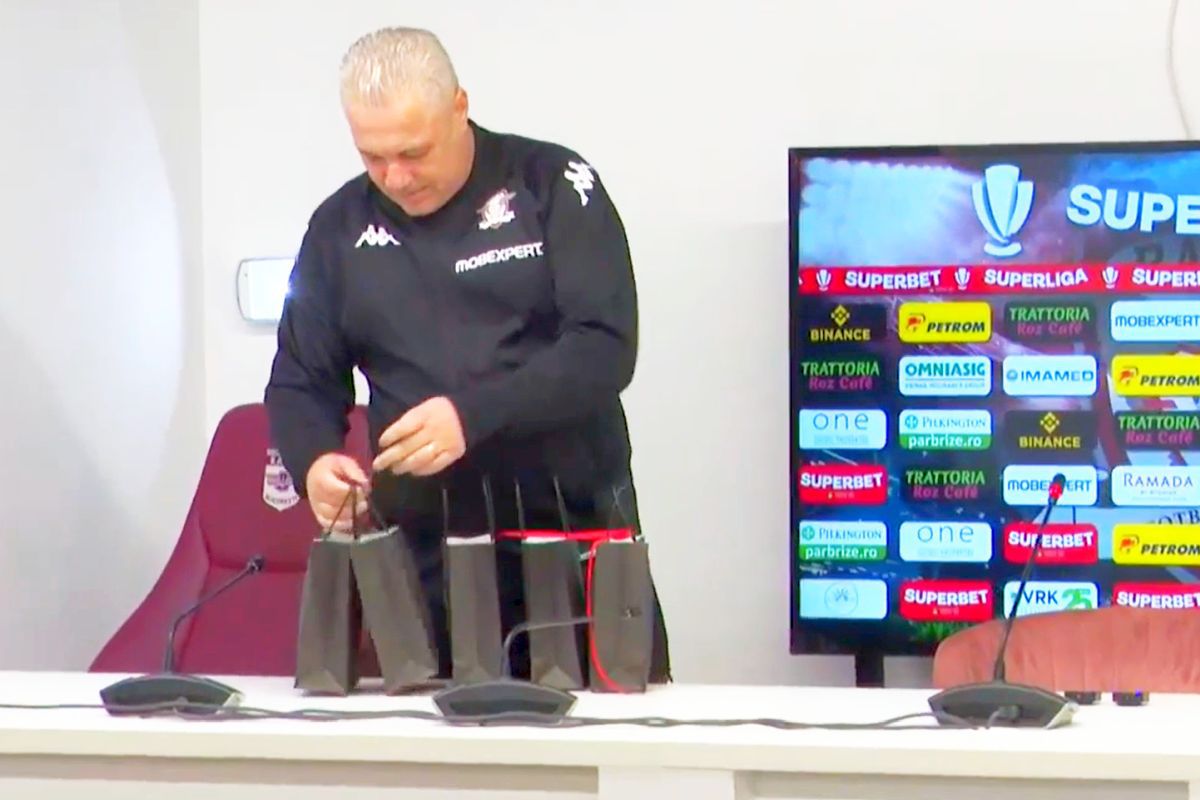 Ce se afla în cele 5 plase aduse de Marius Șumudică în sala de conferințe: „Pregătite de fii-mea”