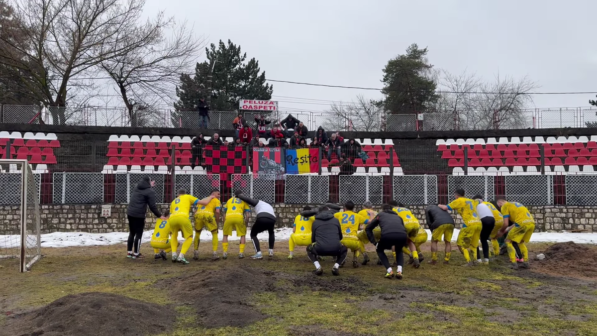 Cum a arătat terenul la meciul Câmpulung - Reșița