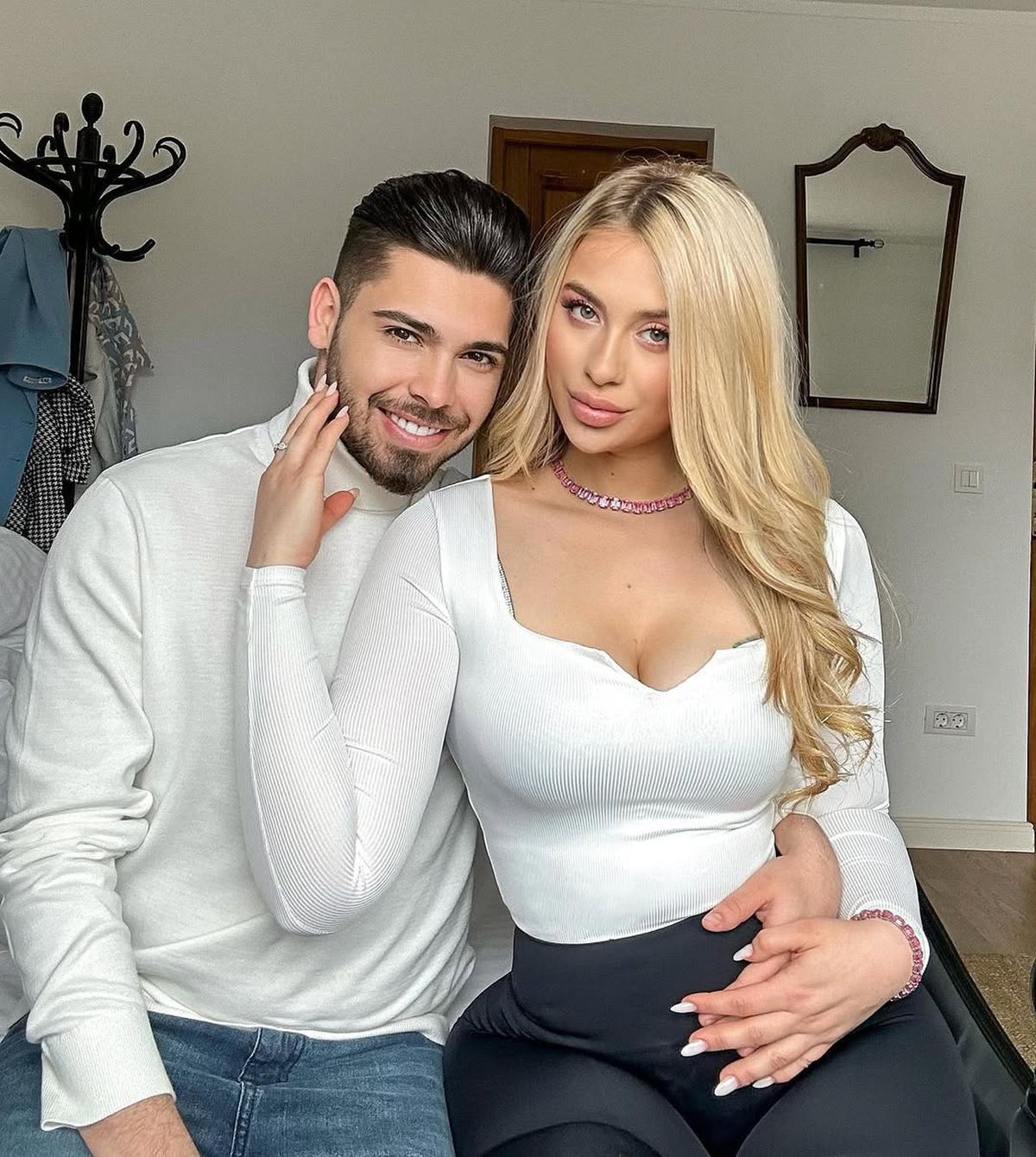 Elvir Koljic nu vine singur în București » Iubita noului atacant de la FCSB este cumnata unui manelist celebru