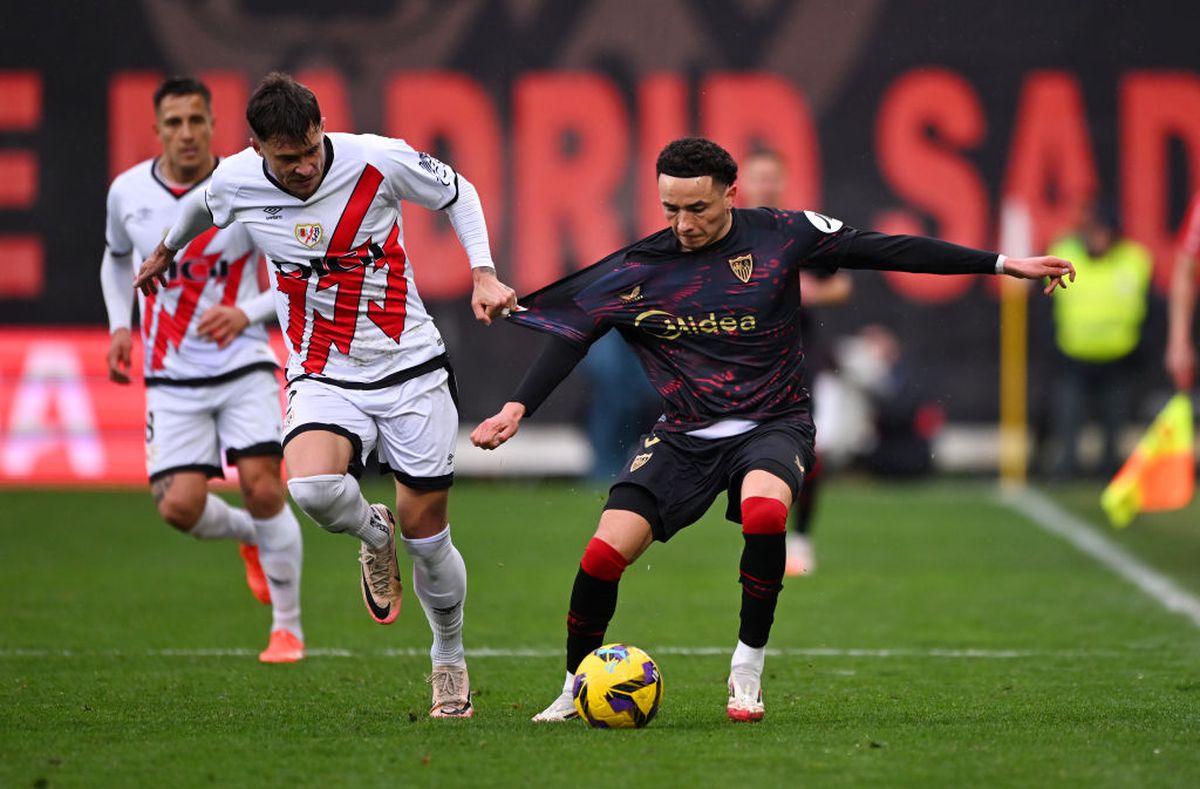 Andrei Rațiu explică reușita de generic din Rayo Vallecano - Sevilla: „Abia ce primisem mingea și deja mă gândeam să șutez”