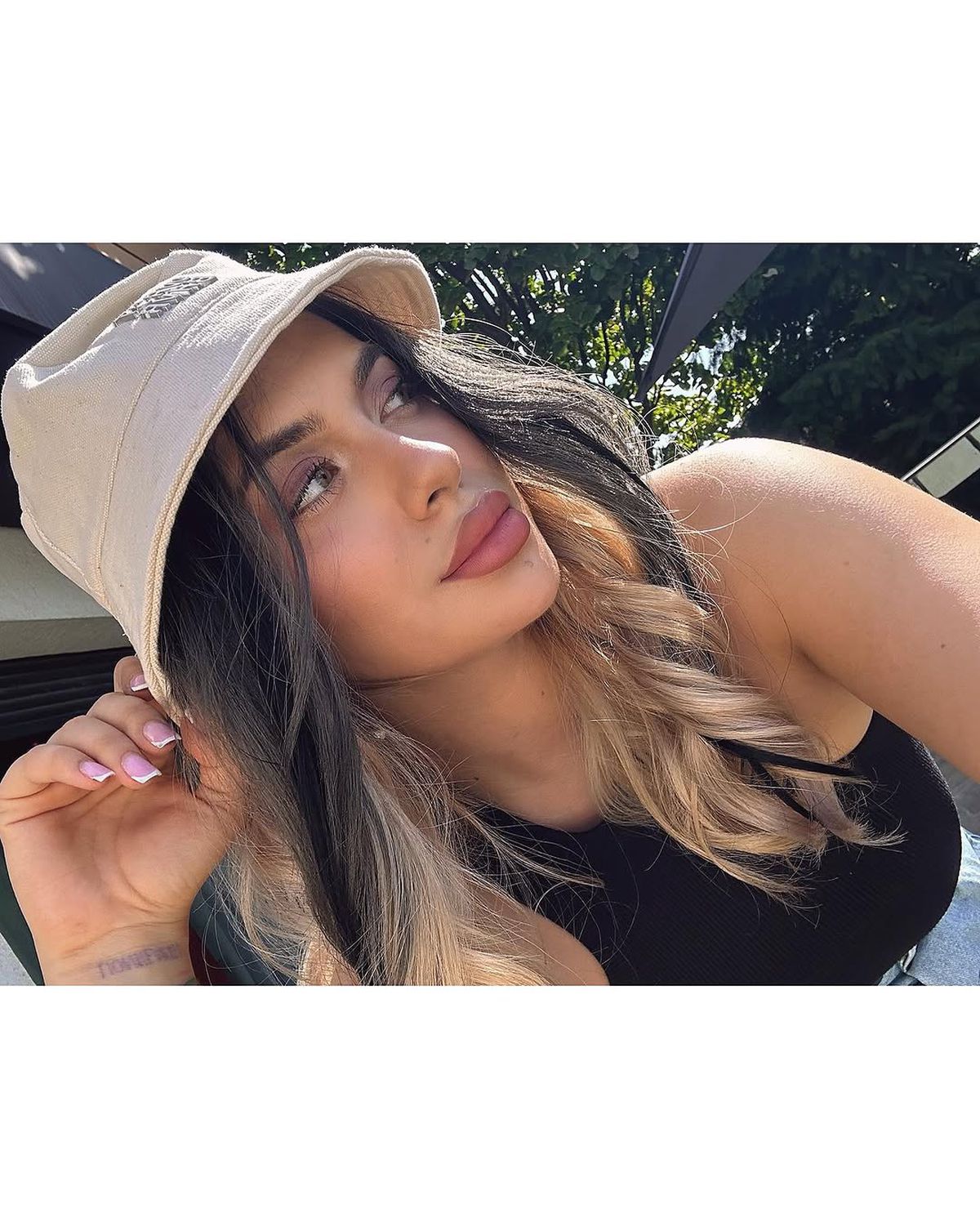 Elvir Koljic nu vine singur în București » Iubita noului atacant de la FCSB este cumnata unui manelist celebru