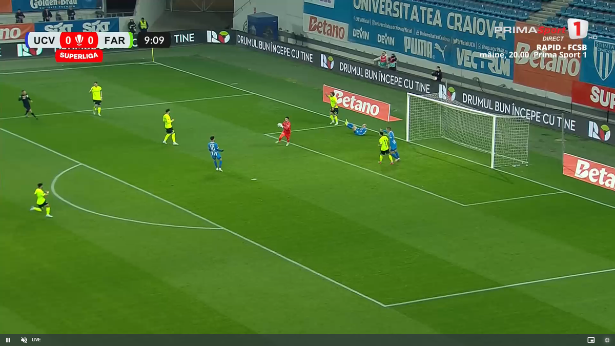 Penalty cerut de Craiova în meciul cu Farul, la duelul Mitriță - Bălașa