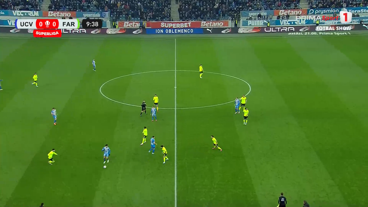 Penalty cerut de Craiova în meciul cu Farul, la duelul Mitriță - Bălașa