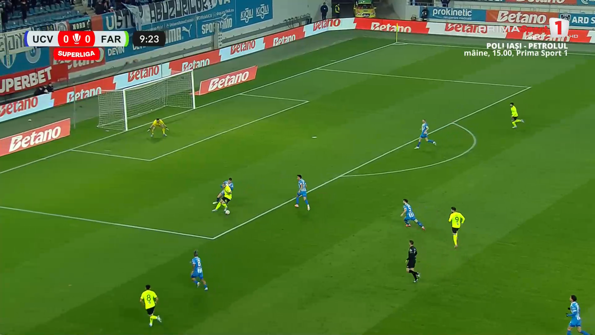 Penalty cerut de Craiova în meciul cu Farul, la duelul Mitriță - Bălașa