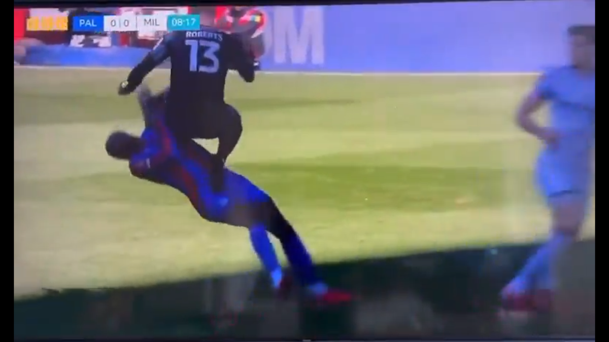 Faza care se putea sfârși tragic: „O intrare TÂMPITĂ! L-aș suspenda de la 10 etape în sus”