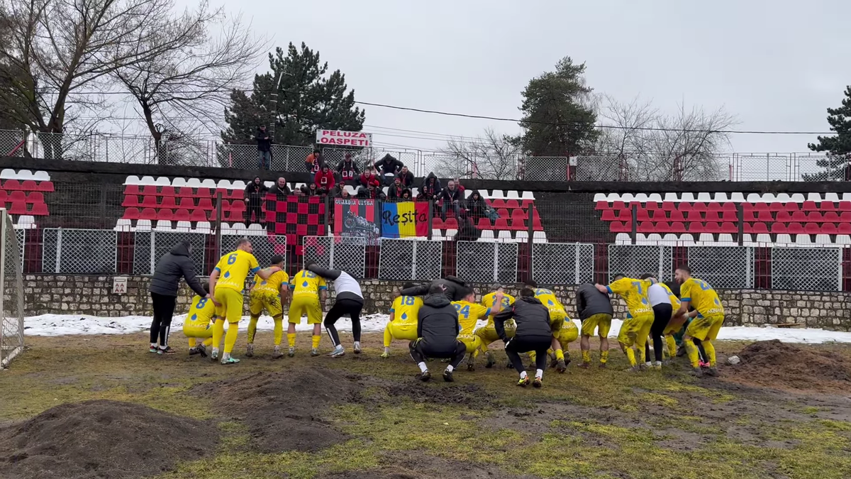 Cum a arătat terenul la meciul Câmpulung - Reșița