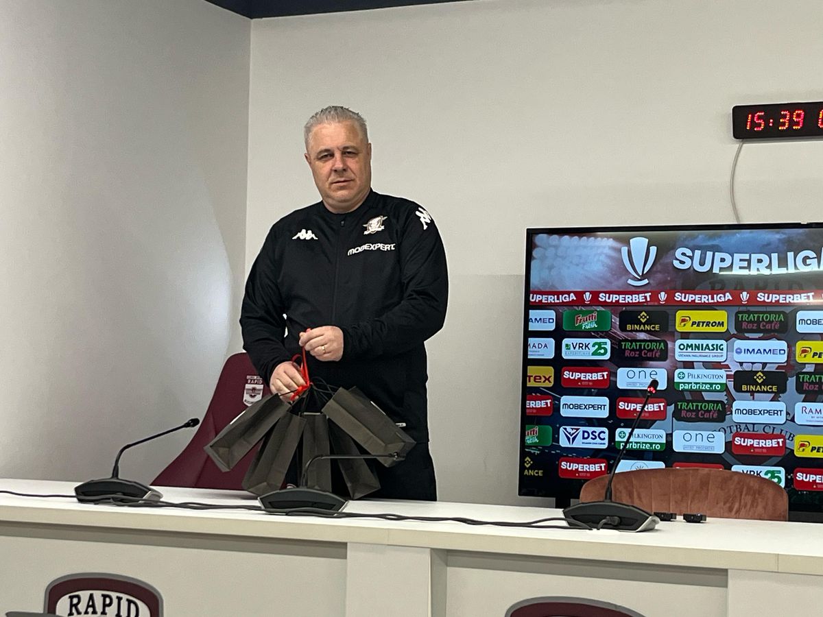 Ce se afla în cele 5 plase aduse de Marius Șumudică în sala de conferințe: „Pregătite de fii-mea”