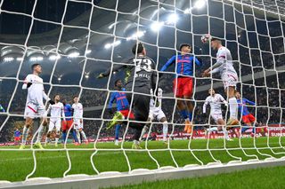 FCSB are o problemă majoră! Absența care dă totul peste cap la campioană