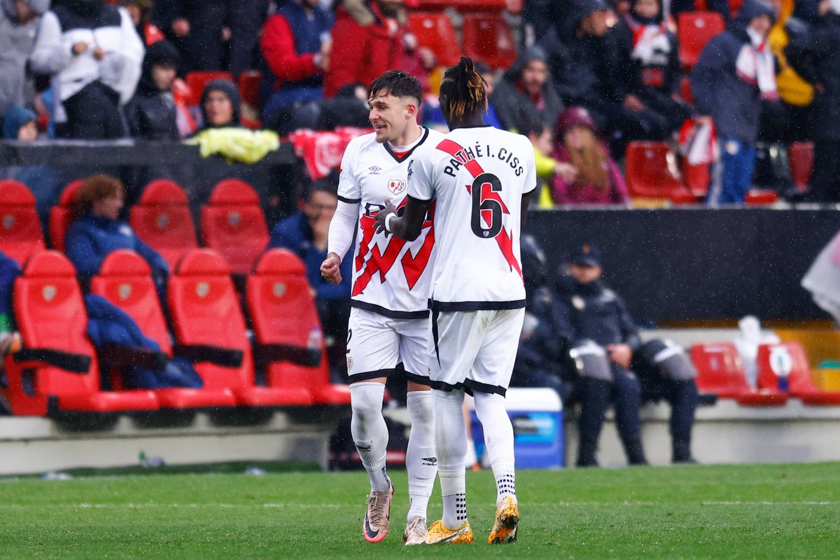 Andrei Rațiu explică reușita de generic din Rayo Vallecano - Sevilla: „Abia ce primisem mingea și deja mă gândeam să șutez”