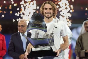 Stefanos Tsitsipas, campion la Dubai, după 10 luni de secetă și 11 finale pierdute în turnee de categorie ATP 500!