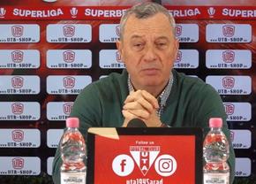 Mircea Rednic, înfruntat în conferință: „De doi ani veniți cu același text. Bateți pasul pe loc” » Antrenorul a încheiat din nou furtunos: „Știți, dar nu spuneți!”