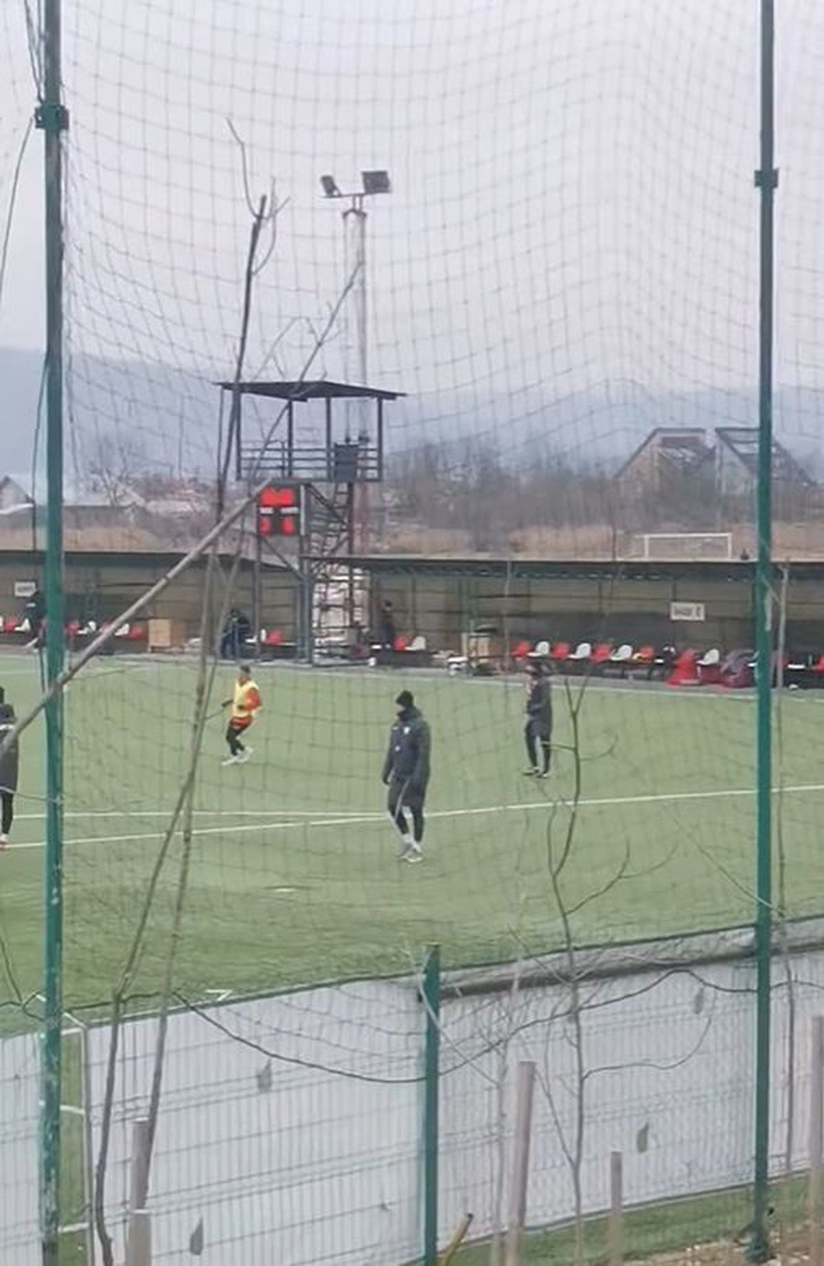 Se plâng de tratamentul primit din partea echipei fraților Pavăl: unde au fost trimiși în timpul meciului