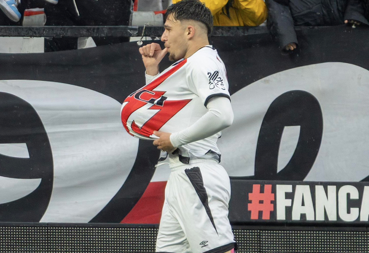 Andrei Rațiu explică reușita de generic din Rayo Vallecano - Sevilla: „Abia ce primisem mingea și deja mă gândeam să șutez”