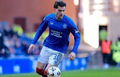 Ianis Hagi, scos după 16 minute jucate în Rangers - Celtic » Ieșire nervoasă în drumul spre vestiare