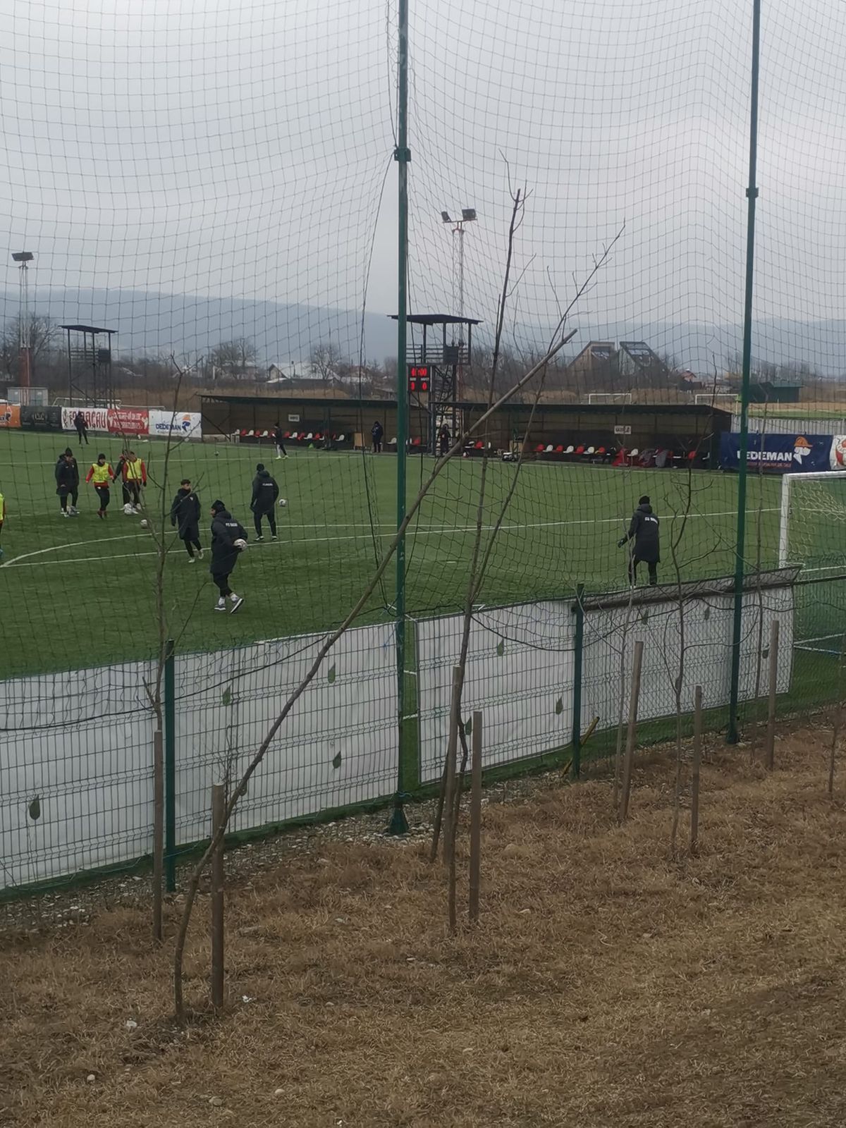 Se plâng de tratamentul primit din partea echipei fraților Pavăl: unde au fost trimiși în timpul meciului