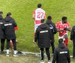 Meci oprit: de ce au îngenuncheat dinamoviștii la marginea terenului în minutul 10 cu FC Argeș