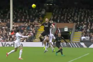 Premier League lămurește controversa de la golul din Fulham - Tottenham: Radu Drăgușin a reclamat fault