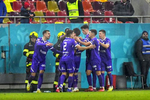FC Argeș a deschis scorul în meciul cu Dinamo