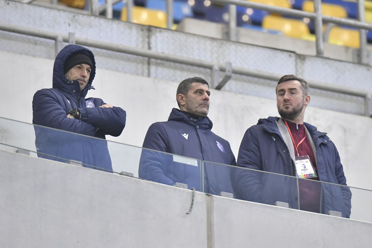 Bogdan Andone a plâns în lojă, apoi a coborât și a spus ce obiectiv are FC Argeș în play-off: „Asta putem fi”