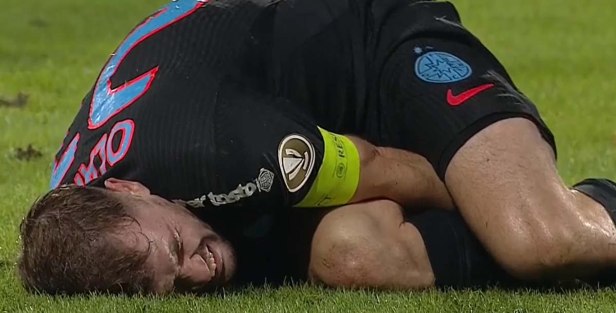 Darius Olaru, călcat în UTA Arad - FCSB