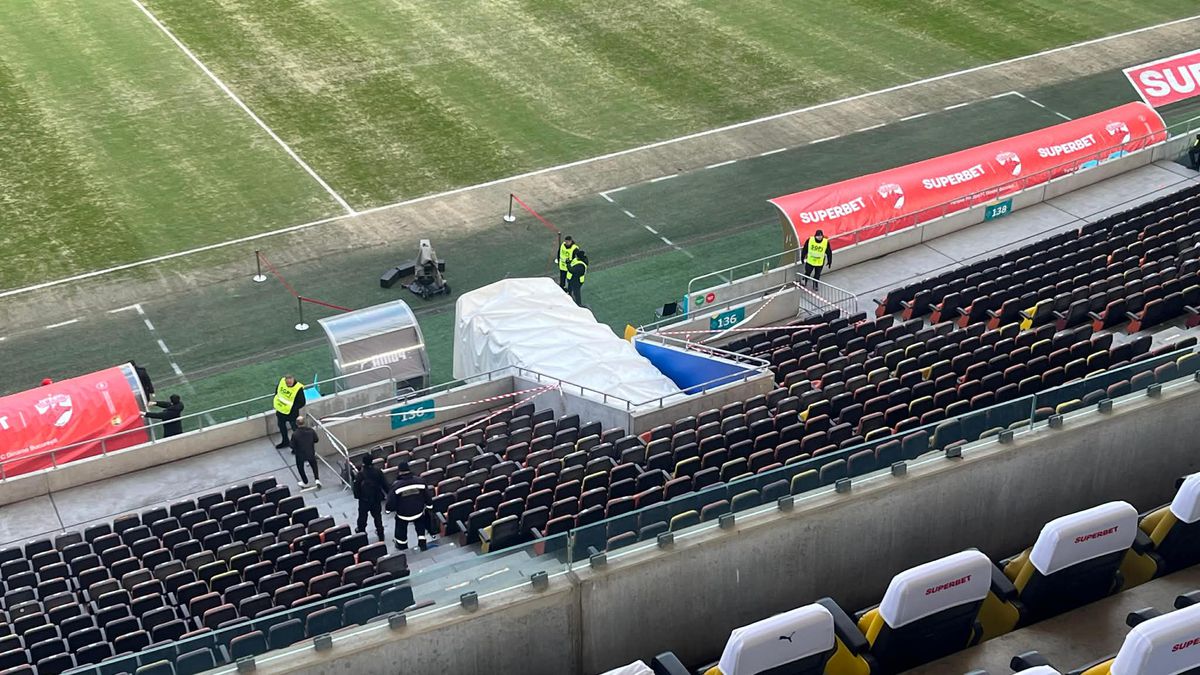 Gazonul de pe Arena Națională, înainte de Dinamo - FC Argeș