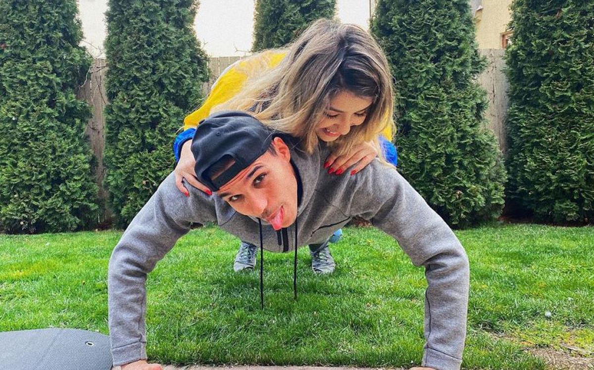 GALERIE FOTO A spus „DA!” Cristi Manea i-a oferit inelul vloggeriței Irina Deaconescu, după un an de relație