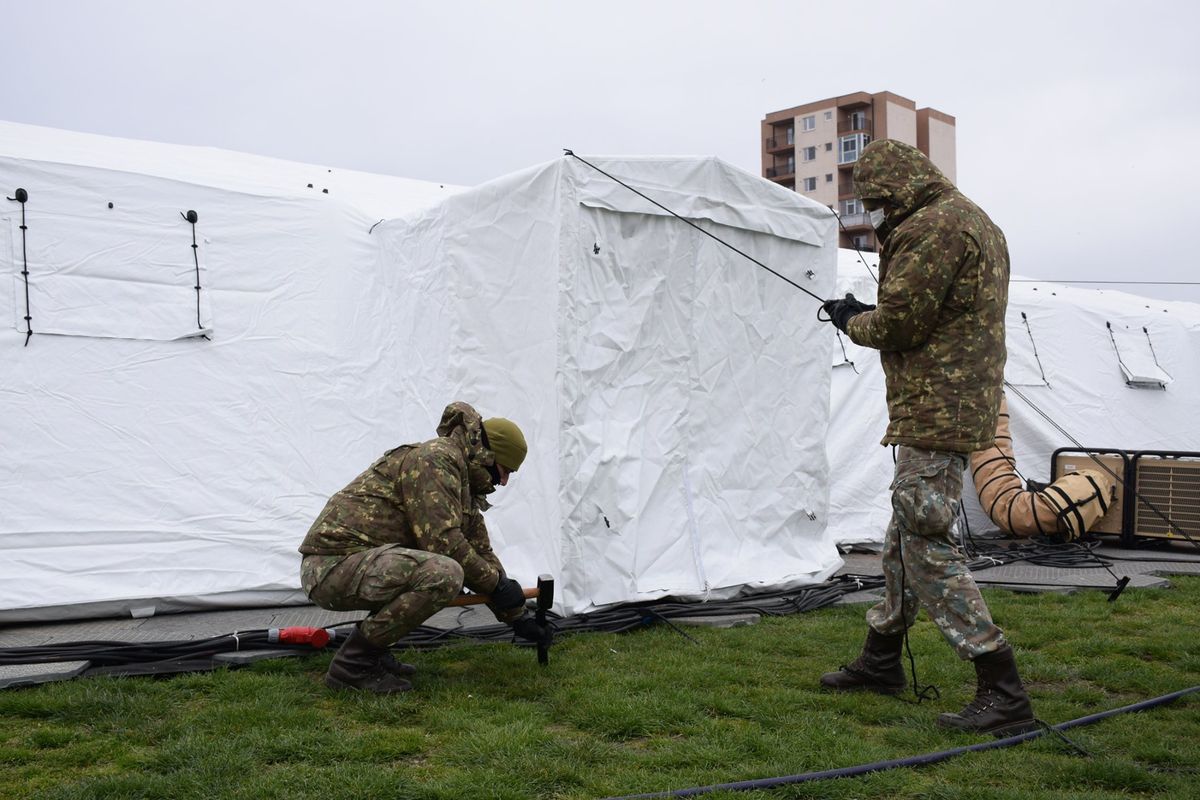 VIDEO Armata a intrat pe stadion la Constanța » Arena, transformată de urgență în spital modular pentru COVID-19