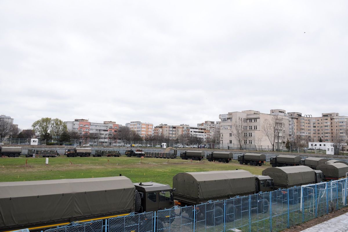 VIDEO Armata a intrat pe stadion la Constanța » Arena, transformată de urgență în spital modular pentru COVID-19