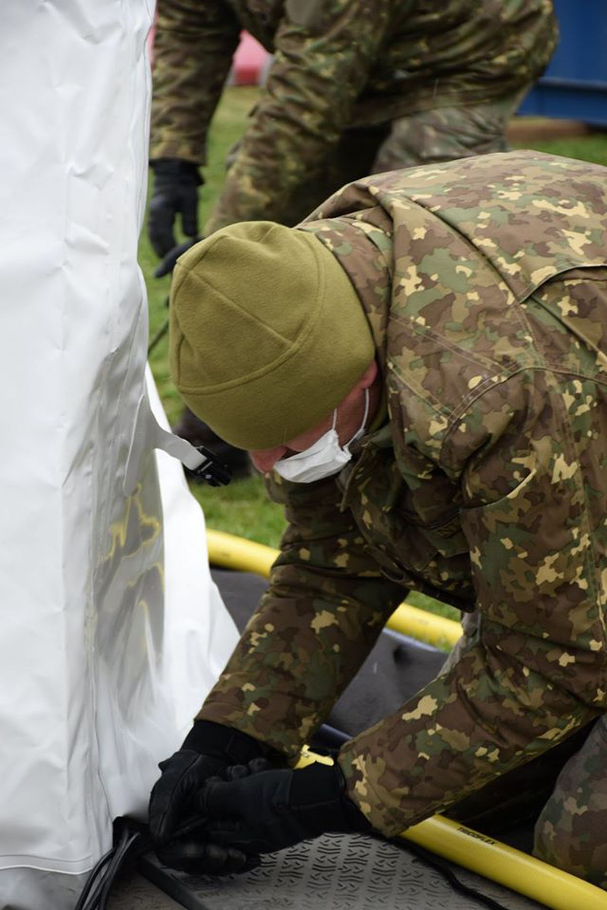 VIDEO Armata a intrat pe stadion la Constanța » Arena, transformată de urgență în spital modular pentru COVID-19