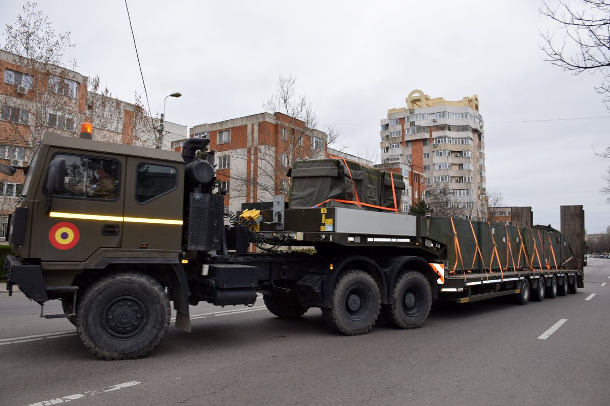 VIDEO Armata a intrat pe stadion la Constanța » Arena, transformată de urgență în spital modular pentru COVID-19