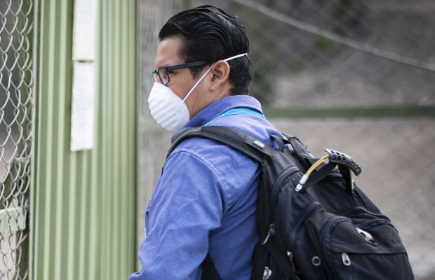 Blat în plină pandemie? „Oamenii ne amenință cu moartea. Ne-au transmis că speră să luăm COVID-19”