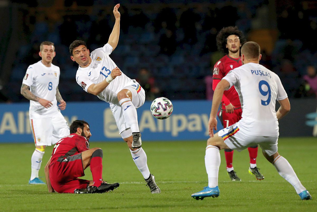 Un oficial din Liga 1 n-are milă de jucătorii României: „Trăiesc doar pentru interesul lor! Nu sunt capabili de sacrificiu pentru țară”