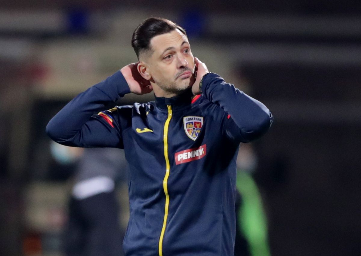 Un oficial din Liga 1 n-are milă de jucătorii României: „Trăiesc doar pentru interesul lor! Nu sunt capabili de sacrificiu pentru țară”