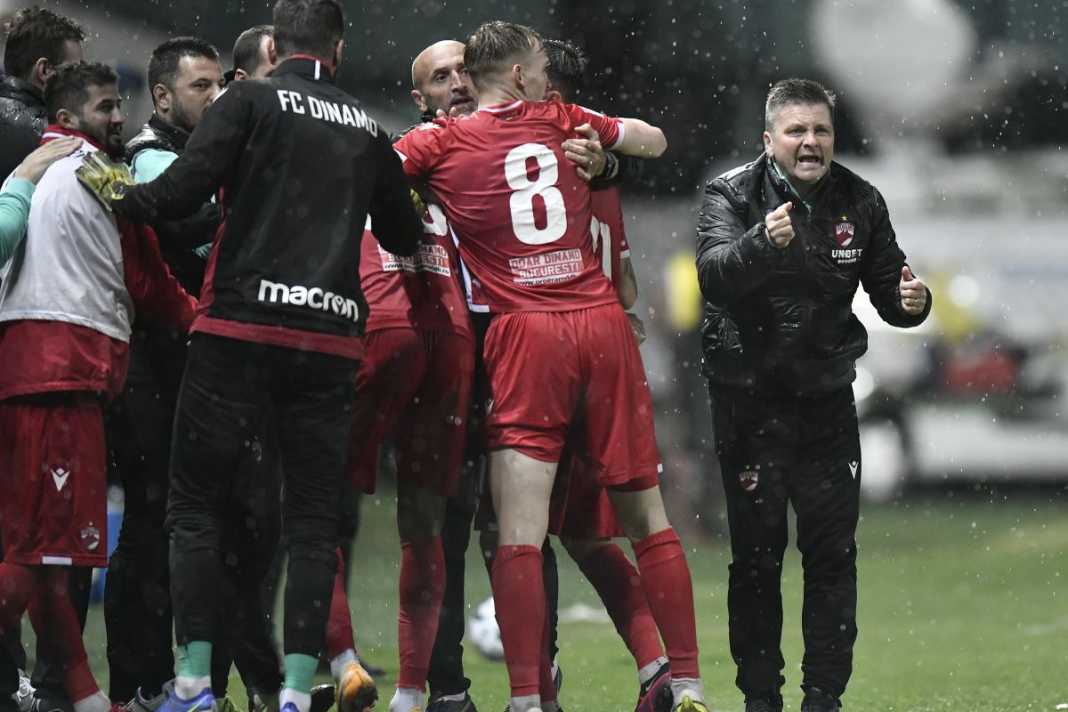 Dinamo, privată de un penalty la Ploiești? Brigada lui Chivulete a lăsat jocul să continue