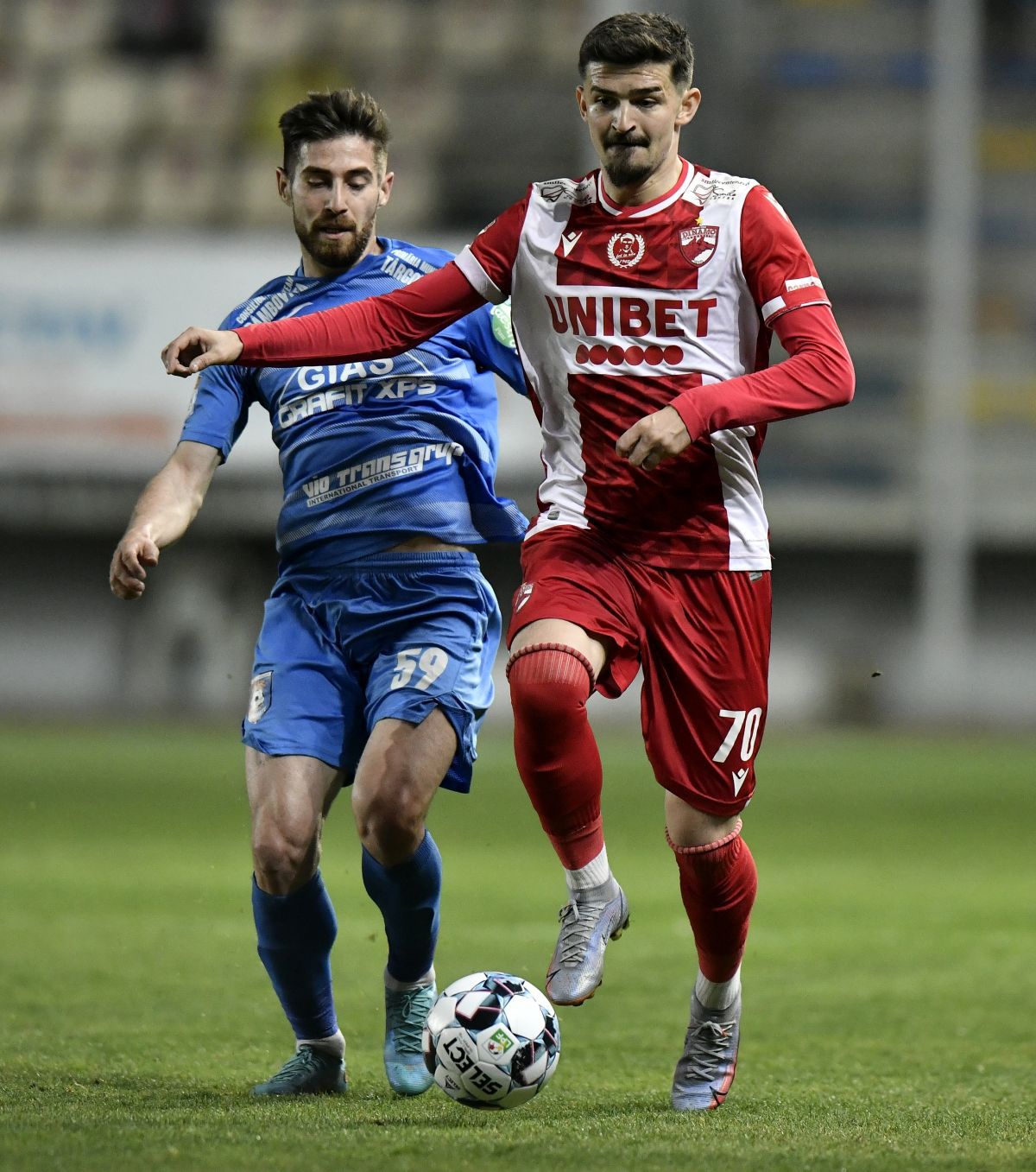 Dinamo, privată de un penalty la Ploiești? Brigada lui Chivulete a lăsat jocul să continue