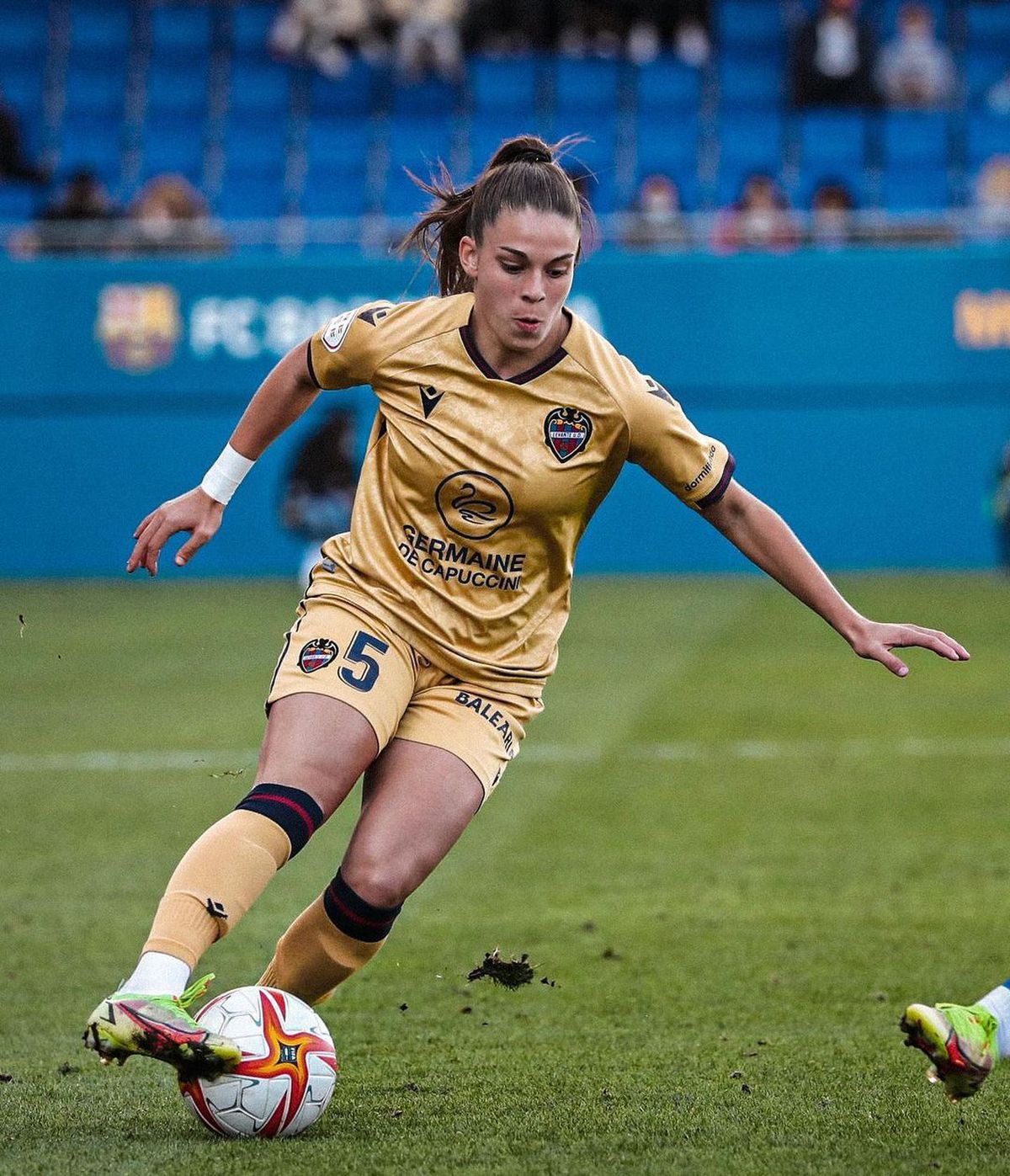 Giovana Queiroz acuză Barcelona