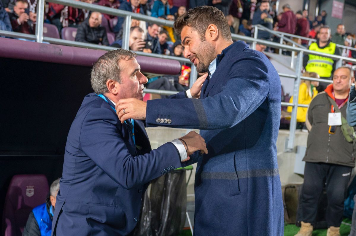 Hagi, despre imaginea serii: „«Decarii» între ei”