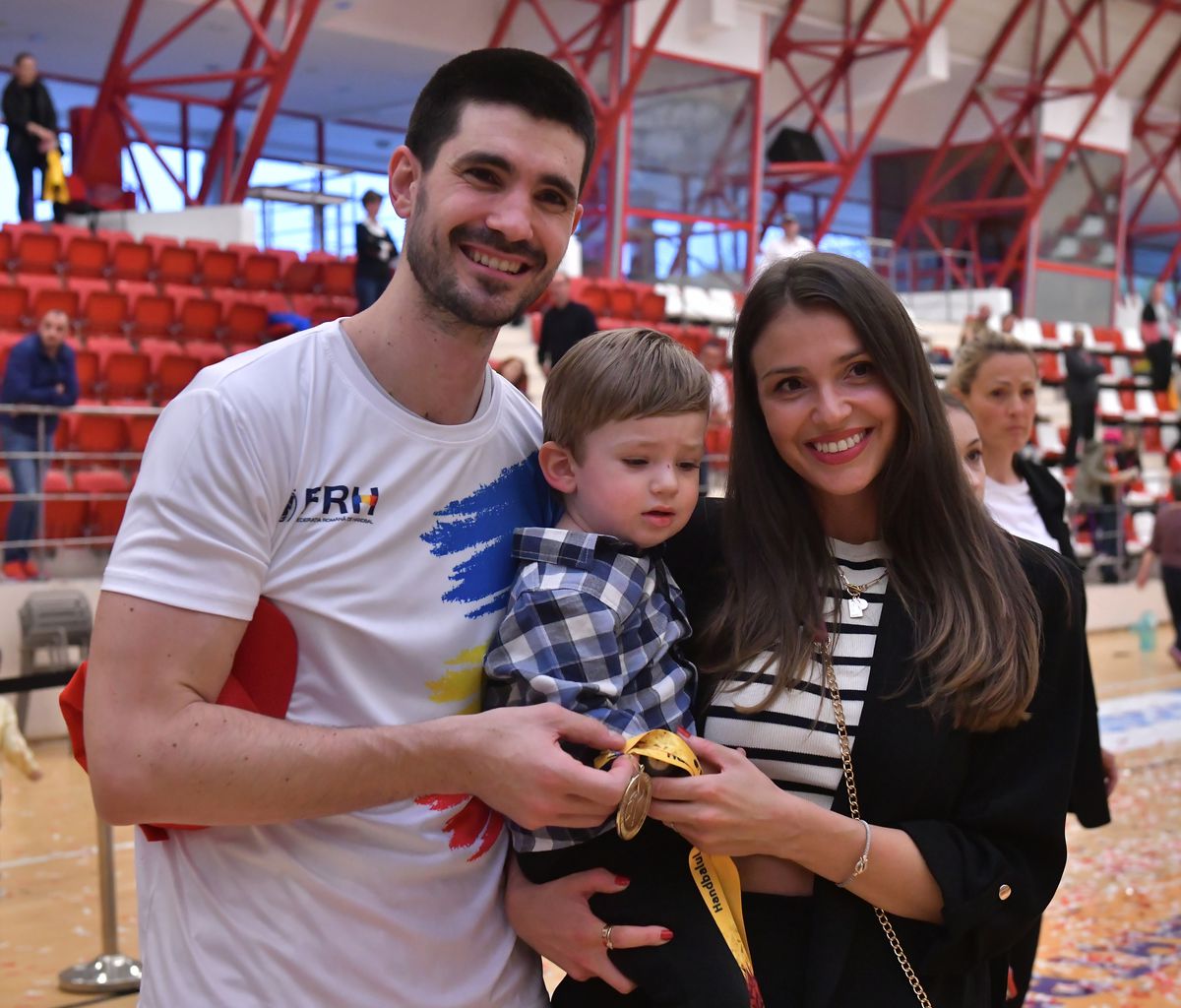 Dinamo, din nou campioană în Liga Zimbrilor! Imagini cu bucuria „dulăilor” lui Xavi Pascual