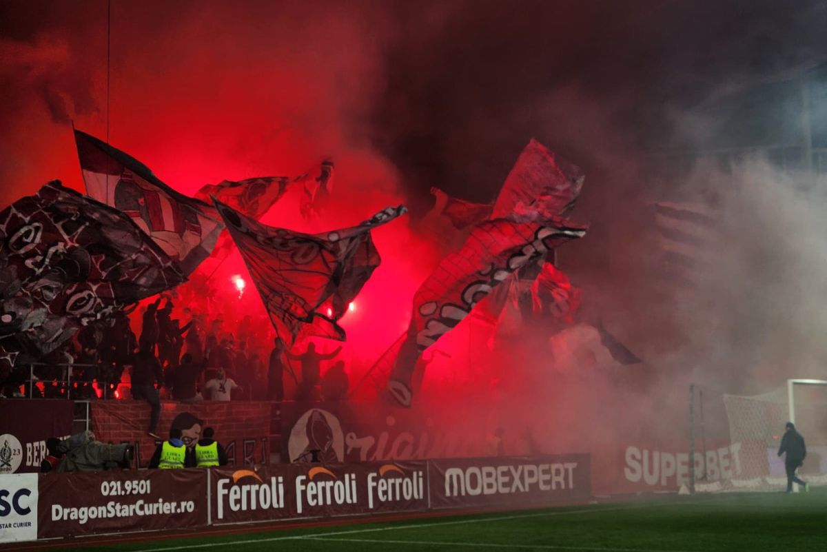 S-a „aprins” Giuleștiul! 15 imagini spectaculoase cu show-ul de lumină și culoare de la Rapid - Farul