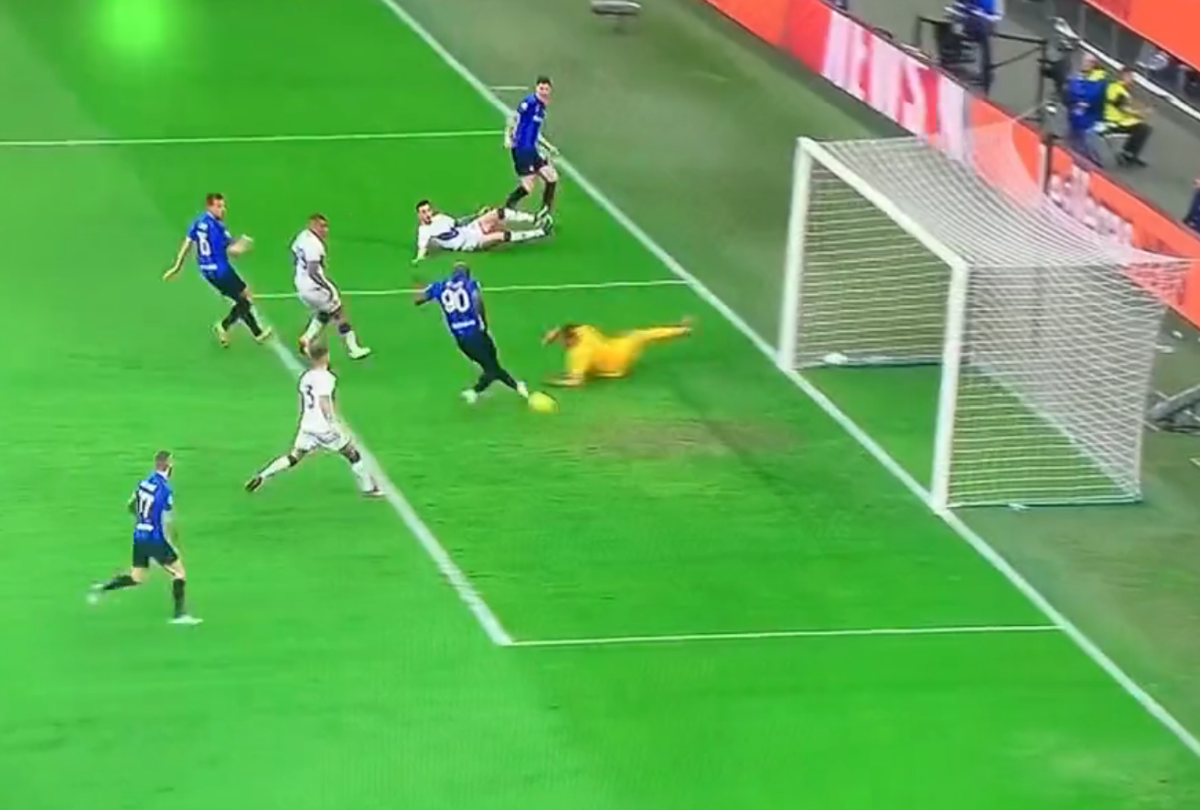 Cum a ratat de acolo? Lukaku, ocazie monumentală, cu poarta goală în față