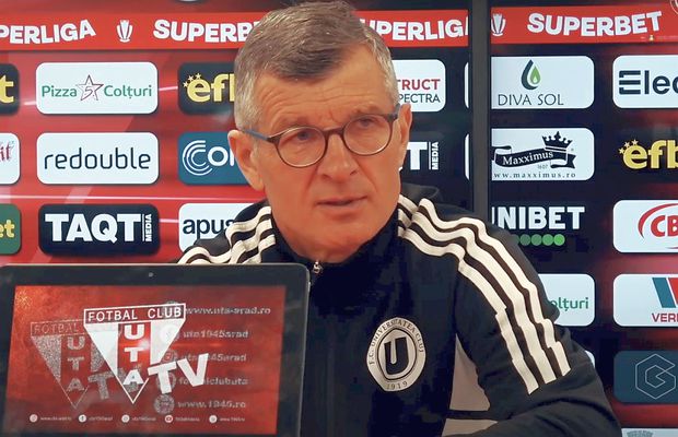 Sabău și-a certat jucătorii în public, după înfrângerea cu UTA: „Trebuie să fim mai umili”