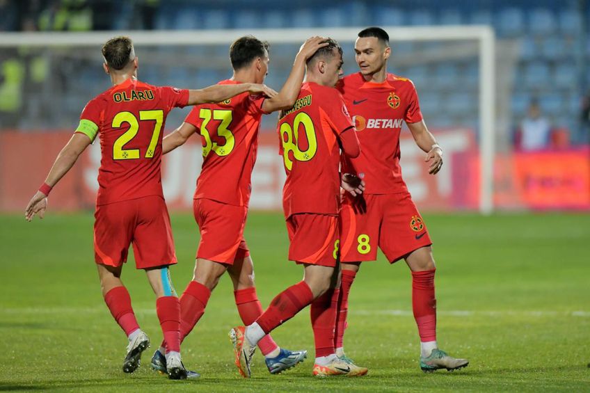Ovidiu Ioanițoaia, directorul Gazetei Sporturilor, a intervenit în cea mai nouă polemică de la FCSB, legată de înlocuirea lui Eduard Radaslavescu din meciul Farul - FCSB 0-1, minutul 28.